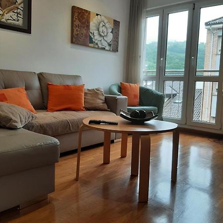 Apartamento Ático La Plaza Arriondas Exterior foto